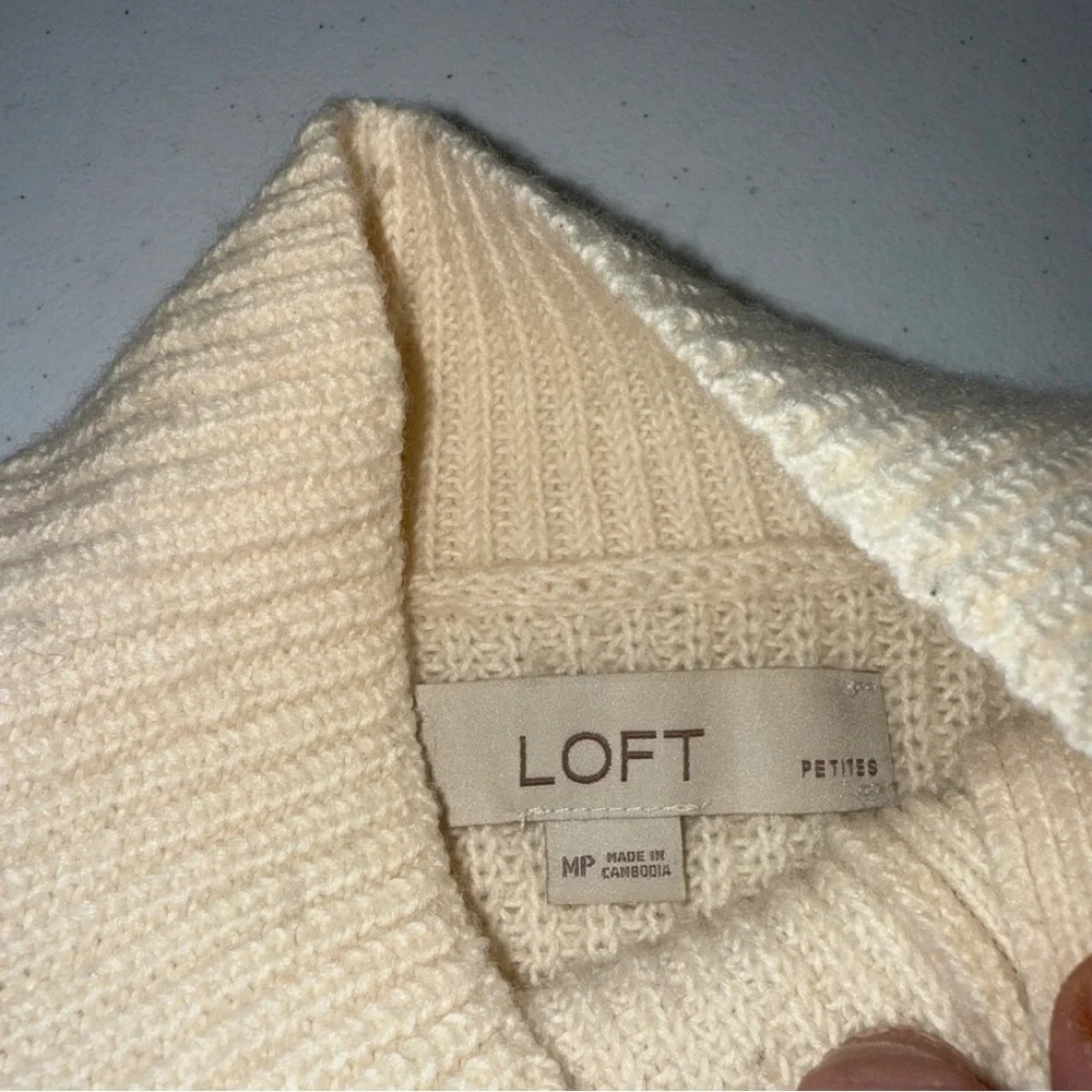 LOFT Cream Button-Accent Turtleneck Sweater‎